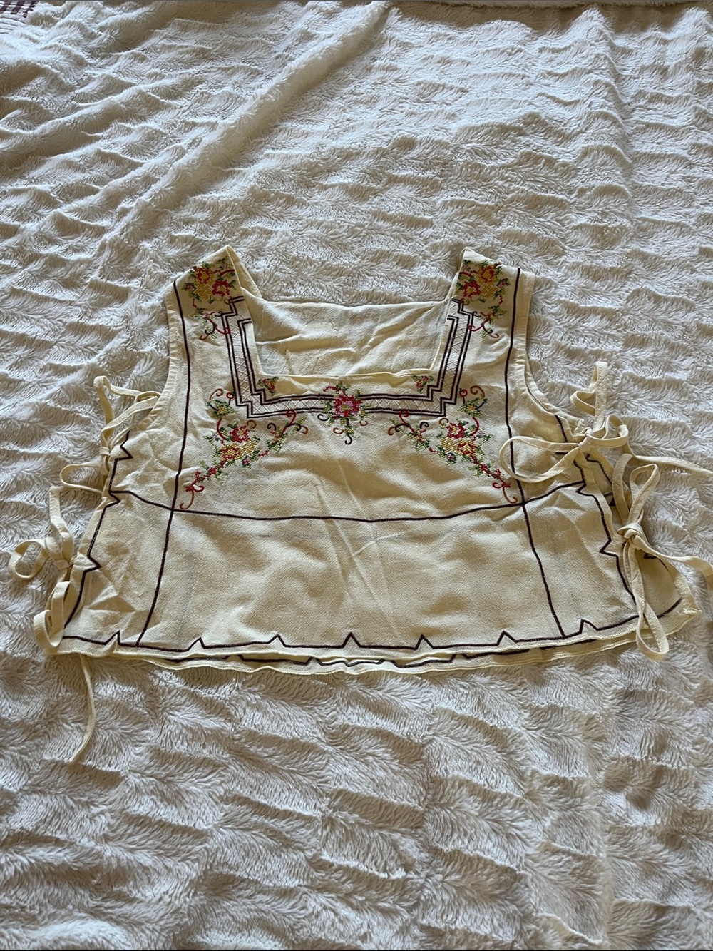NWOT Embroidered With Side Ties Cream Crop Tank Top Size M - Picture 3 of 8